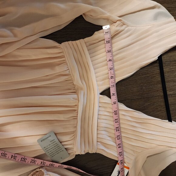 Love By Design Iris Plunge Neck Long Sleeve Maxi Dress NWT Blush Small - Picture 4 of 12